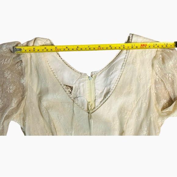 Vintage Gunne Sax by Jessica San Francisco Lace Dress Creme Ivory Woman XXS Fit - Picture 14 of 16